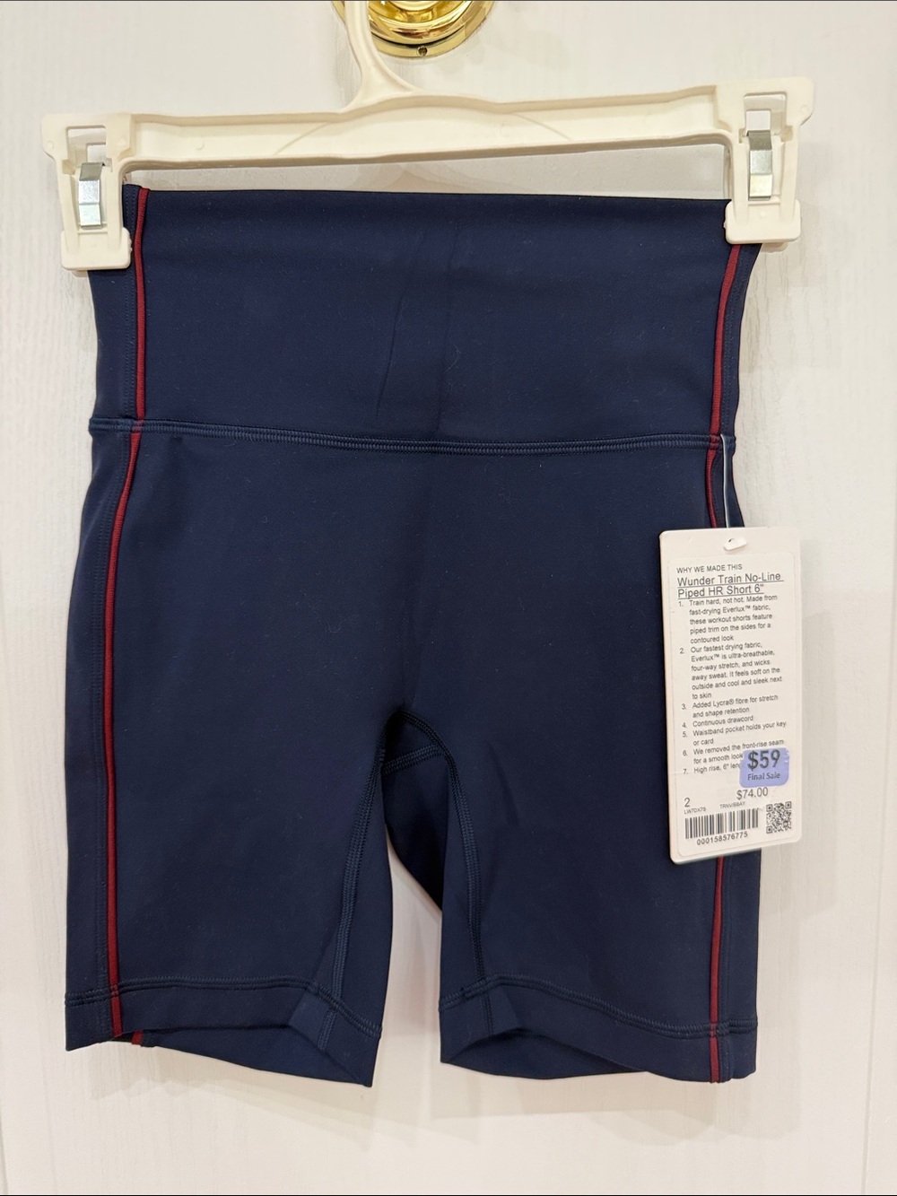 lululemon athletica Navy Train No-Line Piped HR Short 6 inch